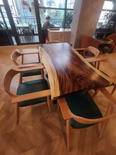 Resin Dining Table Set