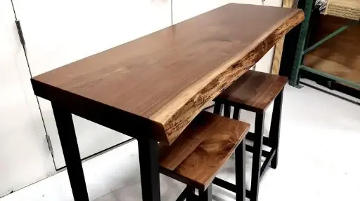 Corner Table
